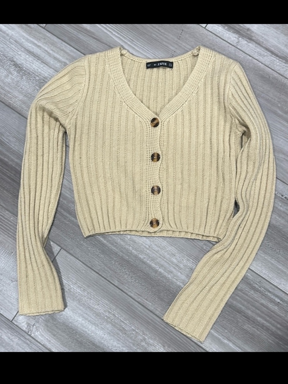 Zaful Cream Ribbed Cropped Cardigan Button Front Sweater Size M